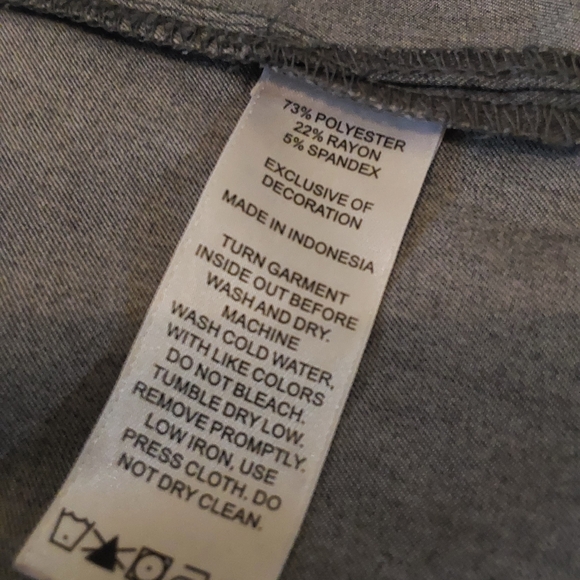 🌺 Like New Beyond Scrubs Gray Scrub Set - Picture 8 of 15